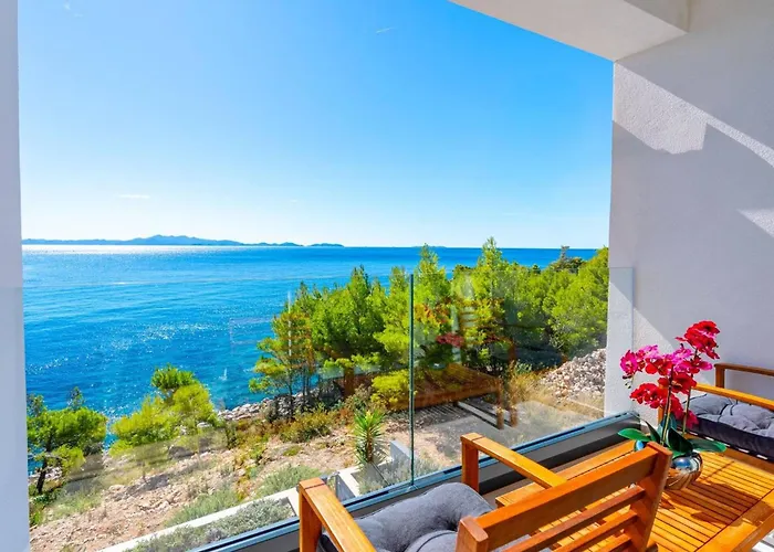 فيلة Luxury Seafront Blue Planet Korcula With Pool