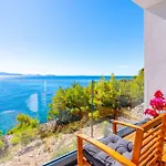 Вилла Luxury Seafront Blue Planet Korcula With Pool *